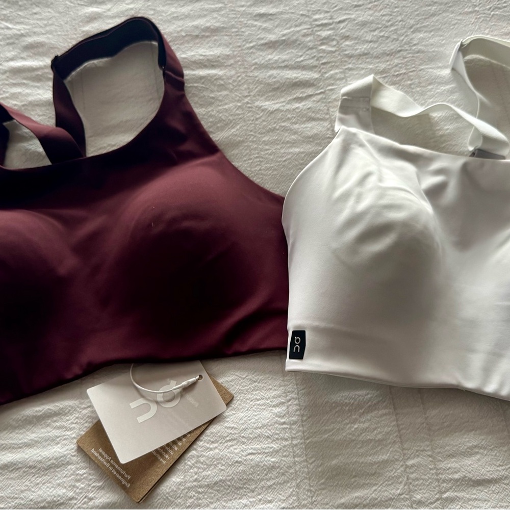On Running Sports Bras in Burgundy and White